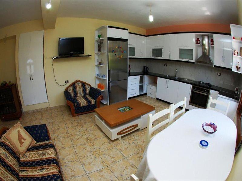 Renato Apartamento *